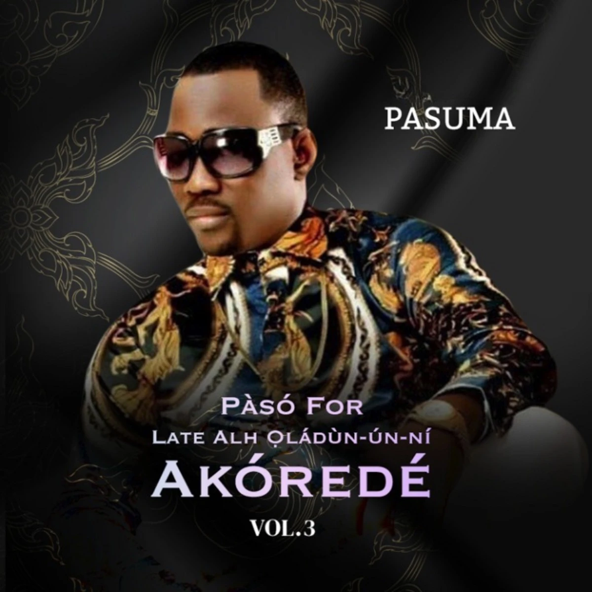 Pàsó For Late Alh Ọládùn-ún-ní Akóredé Vol. 3 (Live) Lyrics